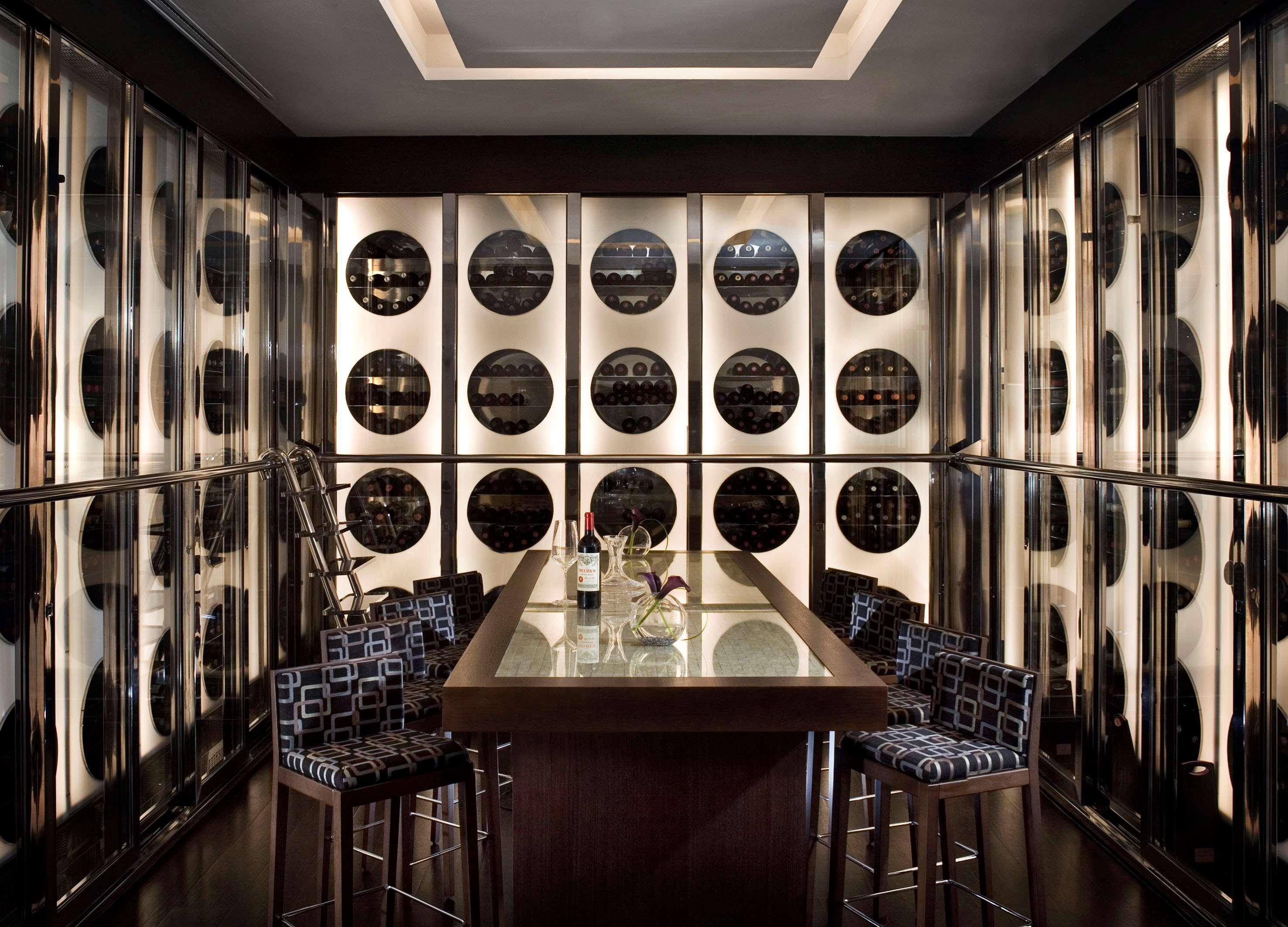 Gran Melia Palacio De Isora Resort & Spa Alcala  Tiện nghi bức ảnh The bar at the Mandarin Oriental, London