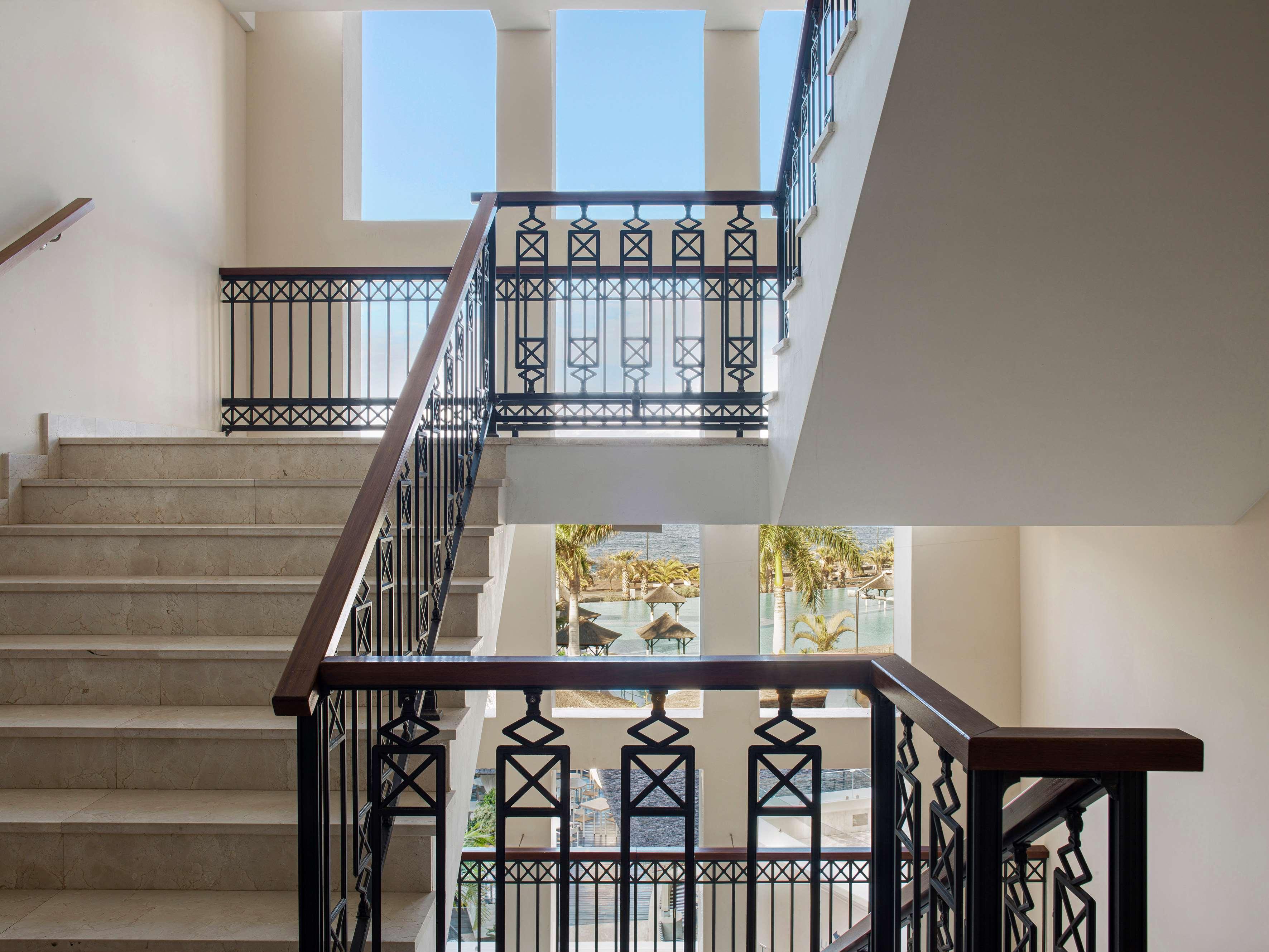 Gran Melia Palacio De Isora Resort & Spa Alcala  Ngoại thất bức ảnh Interior of the building