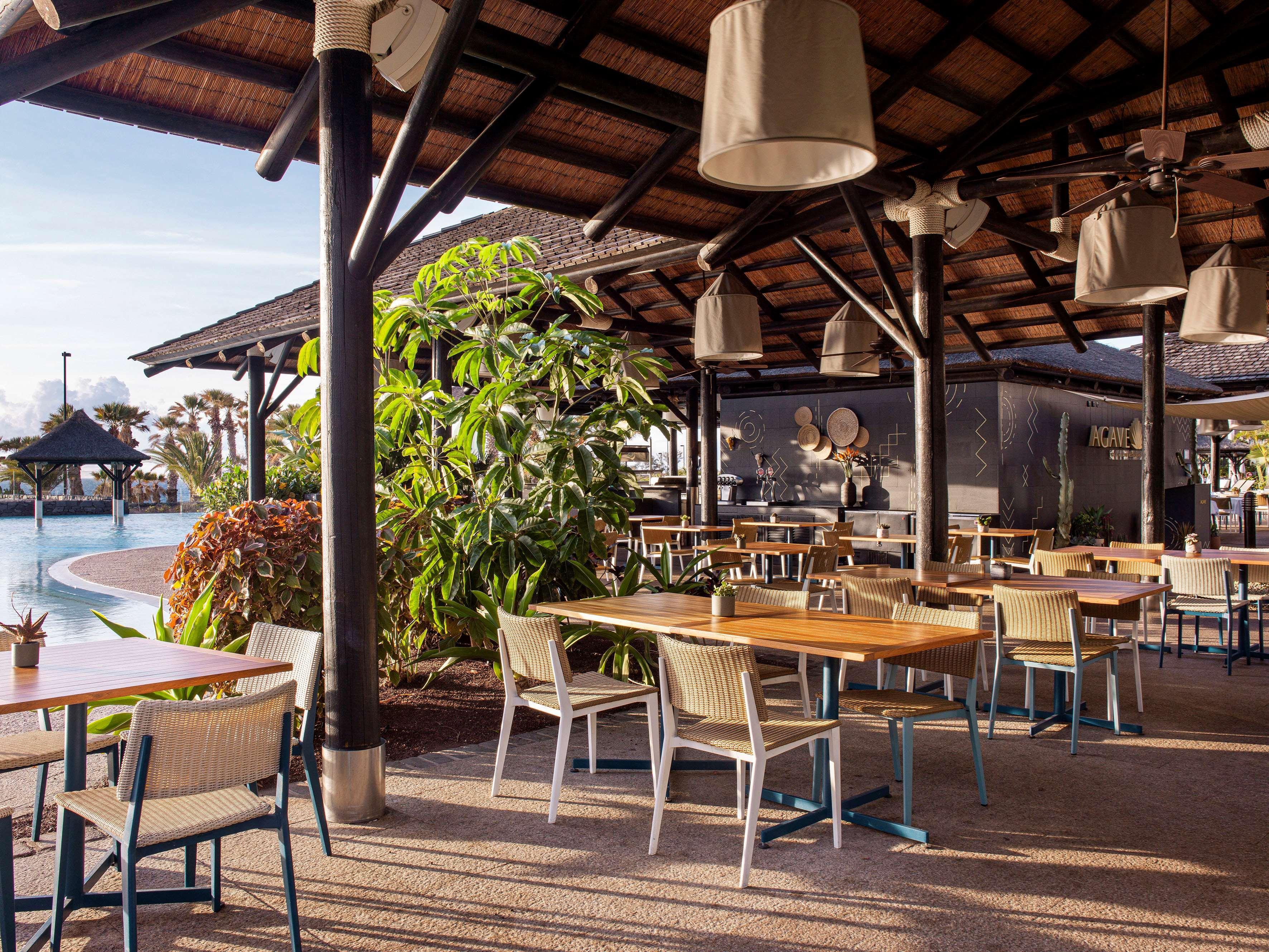 Gran Melia Palacio De Isora Resort & Spa Alcala  Ngoại thất bức ảnh The restaurant at the hotel
