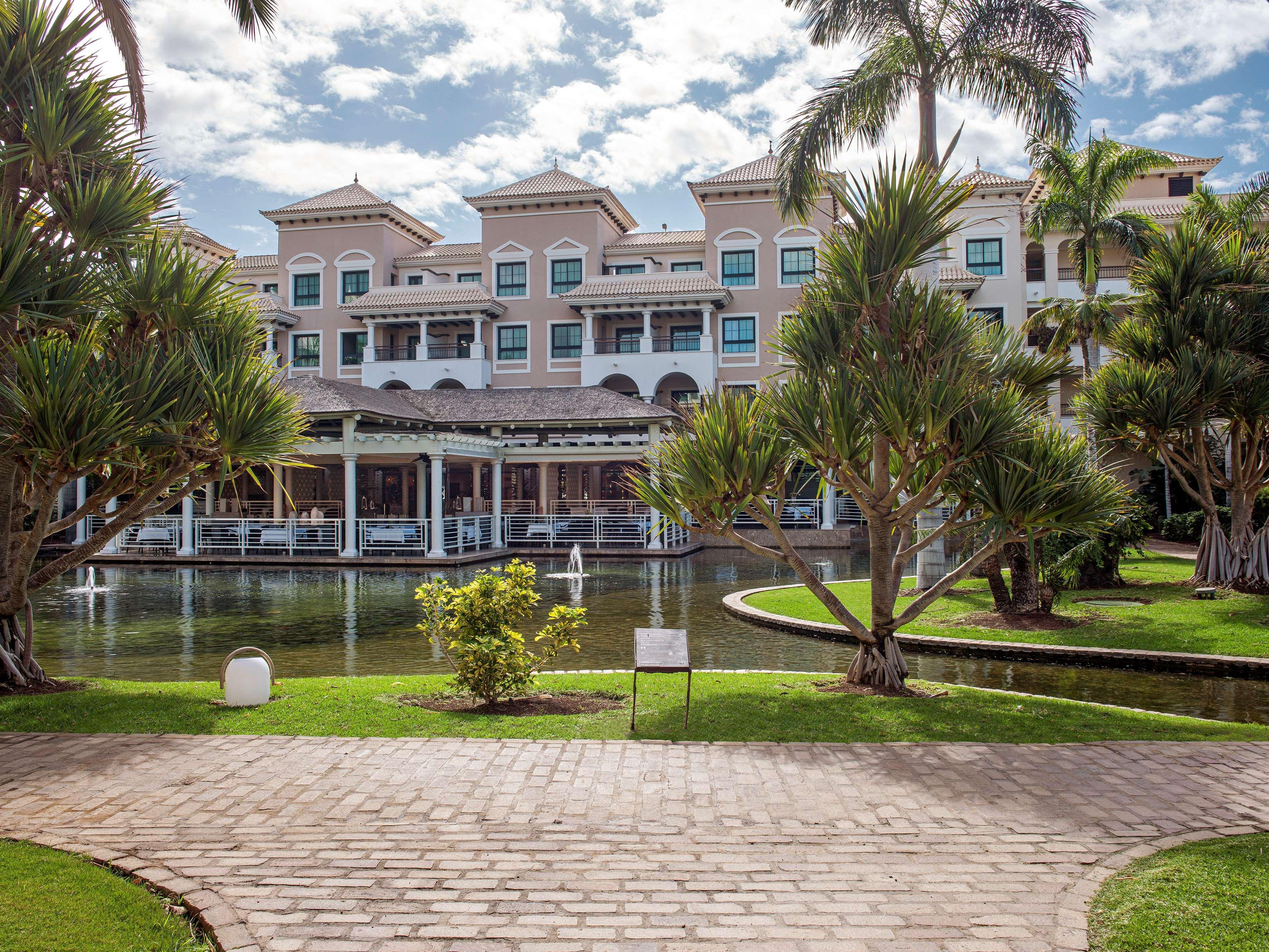 Gran Melia Palacio De Isora Resort & Spa Alcala  Ngoại thất bức ảnh The Village