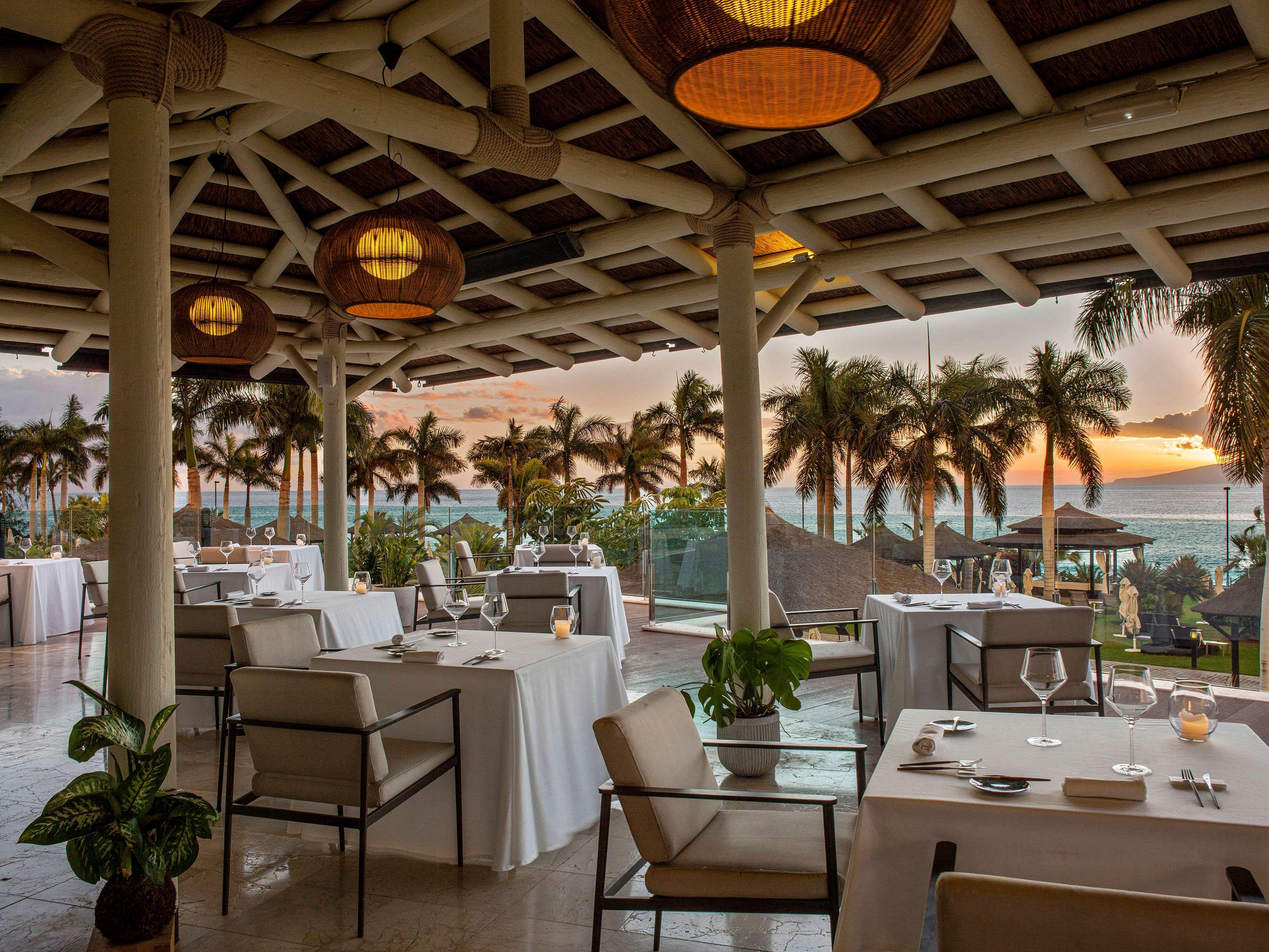 Gran Melia Palacio De Isora Resort & Spa Alcala  Ngoại thất bức ảnh Restaurant at the Four Seasons Resort